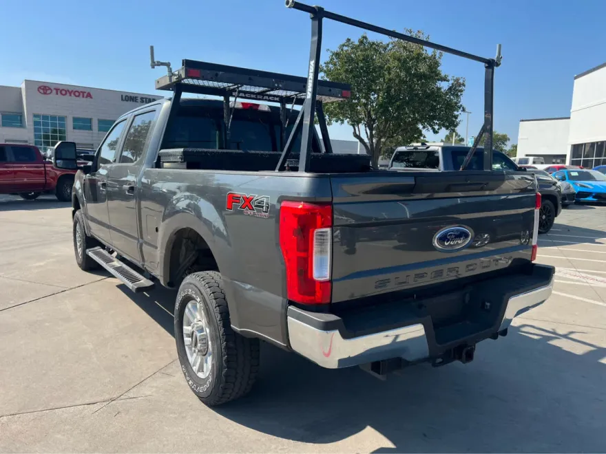 2019 Ford F-250 XL photo 1