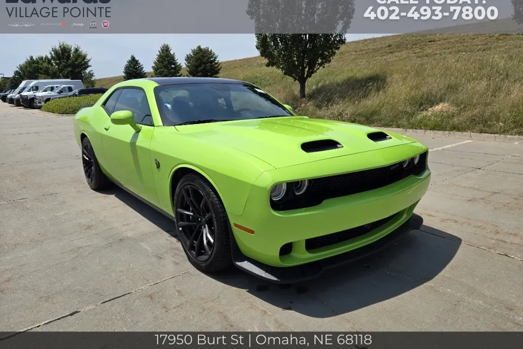2023 Dodge Challenger SRT8 Hellcat photo 1