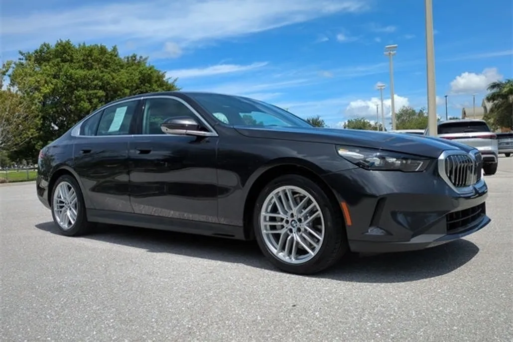 2025 Bmw 530i photo 1