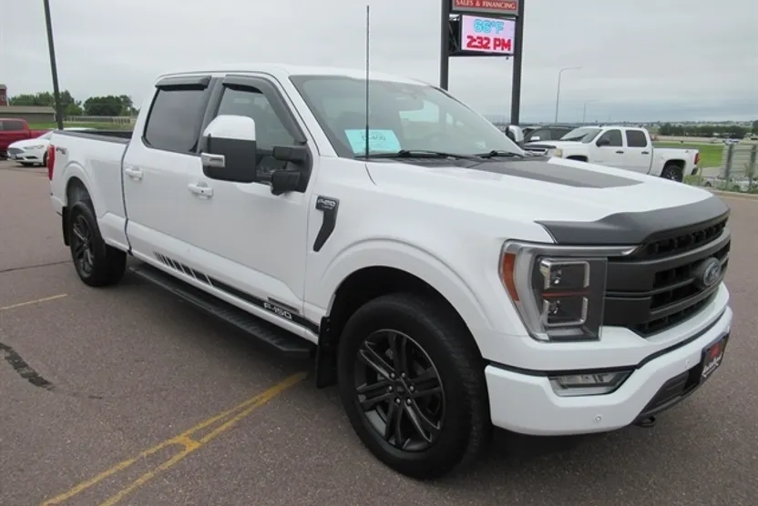 2022 Ford F-150 Lariat photo 1
