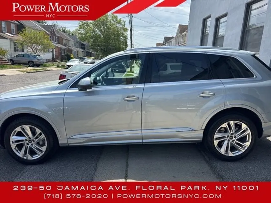 2023 Audi Q7 Premium Plus photo 1