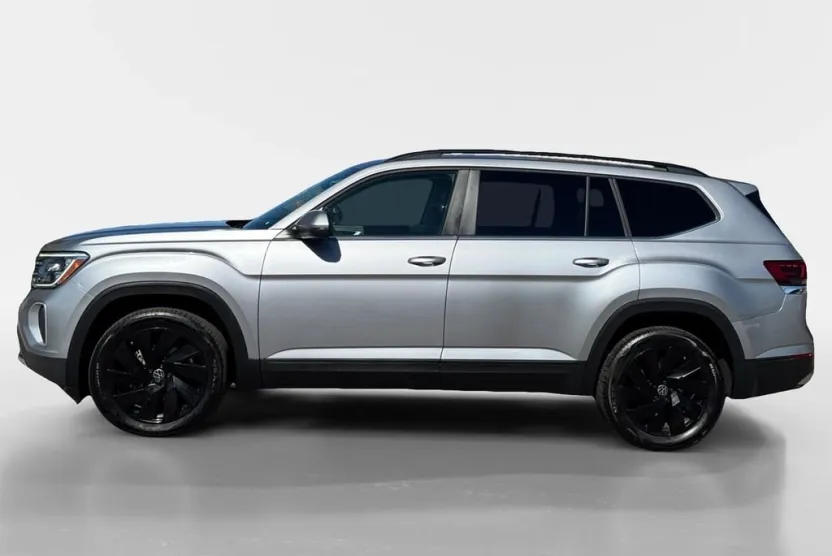 2024 Volkswagen Atlas SE Technology photo 1