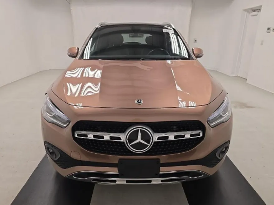 2022 Mercedes Benz GLA 250 4MATIC photo 1