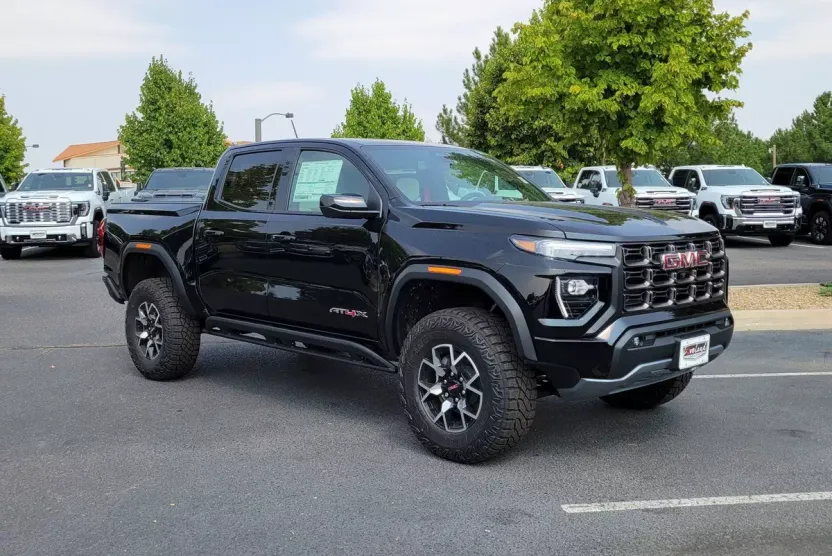 2026 Gmc Canyon AT4X photo 1