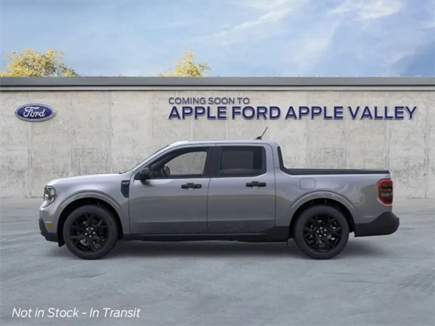 2025 Ford Maverick XLT photo 1