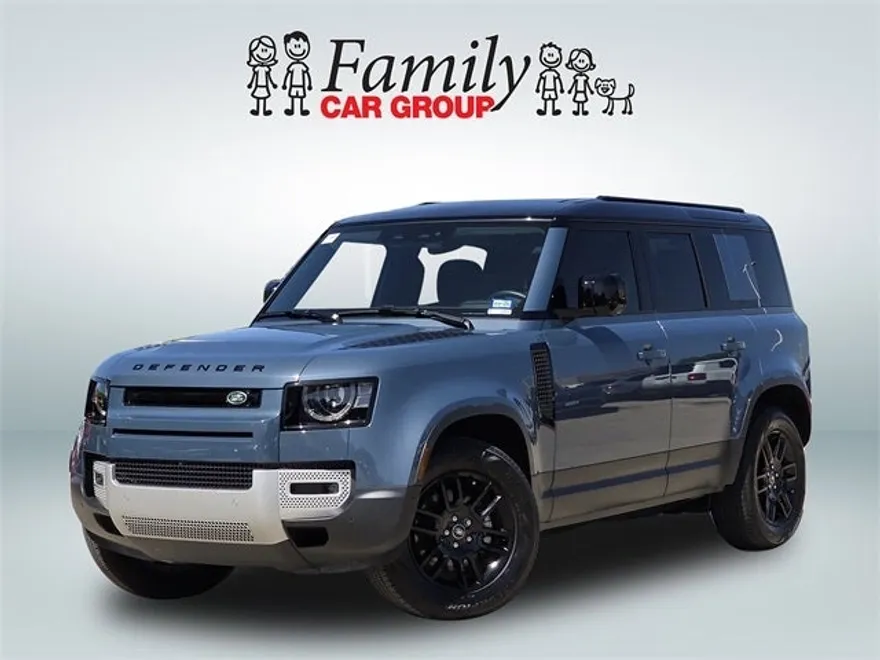 2025 Land Rover Defender 110 S photo 1
