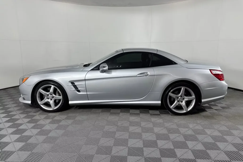 2014 Mercedes Benz SL 550 photo 1