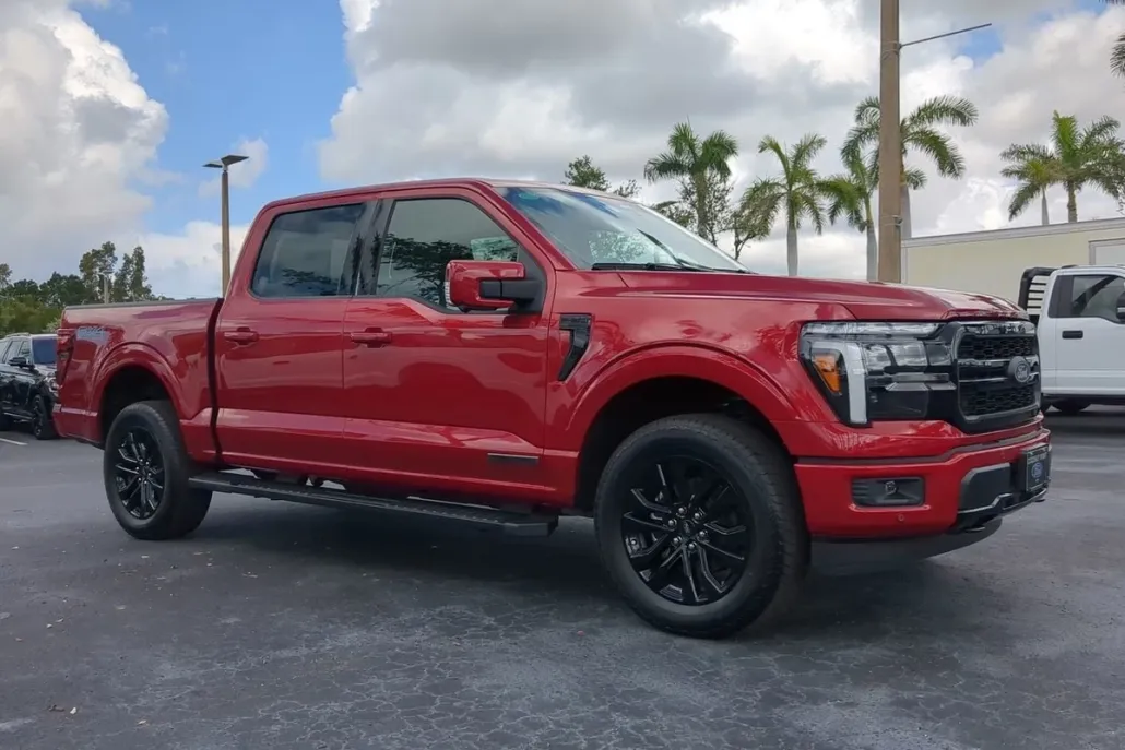 2025 Ford F-150 Lariat photo 1