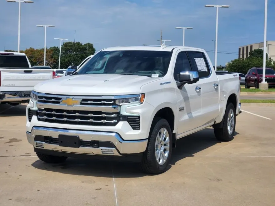 2025 Chevrolet Silverado 1500 LTZ photo 1