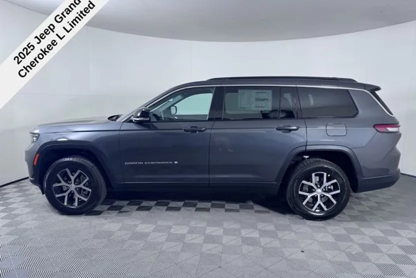 2025 Jeep Grand Cherokee Limited photo 1