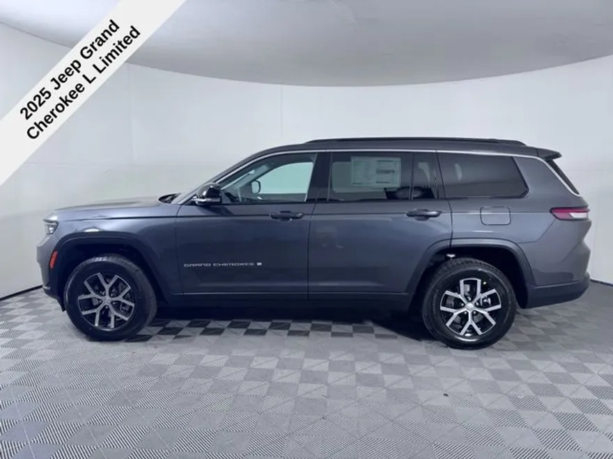 2025 Jeep Grand Cherokee Limited photo 1