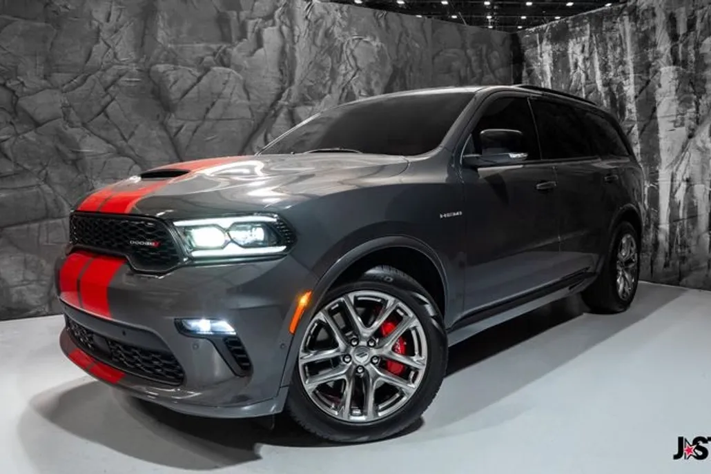 2023 Dodge Durango R/T Plus photo 1