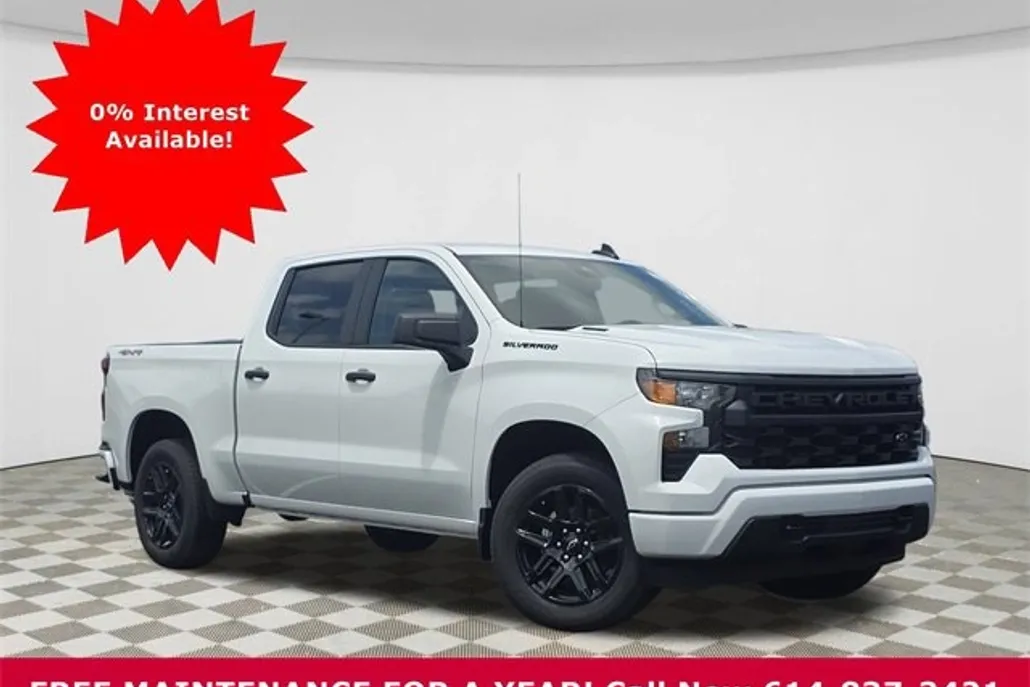 2025 Chevrolet Silverado 1500 Custom photo 1