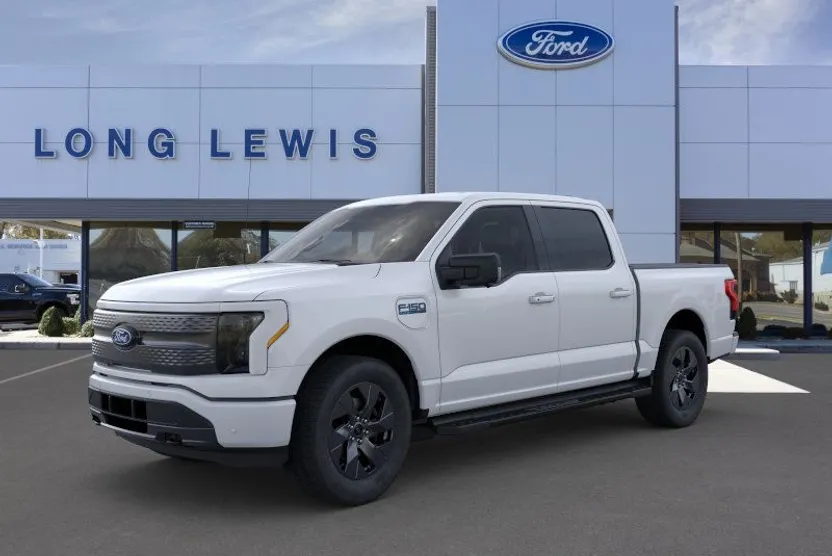 2025 Ford F-150 Lightning photo 1