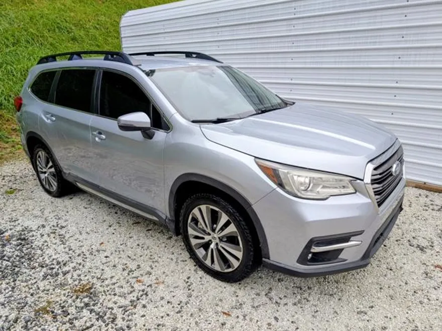 2019 Subaru Ascent Limited photo 1