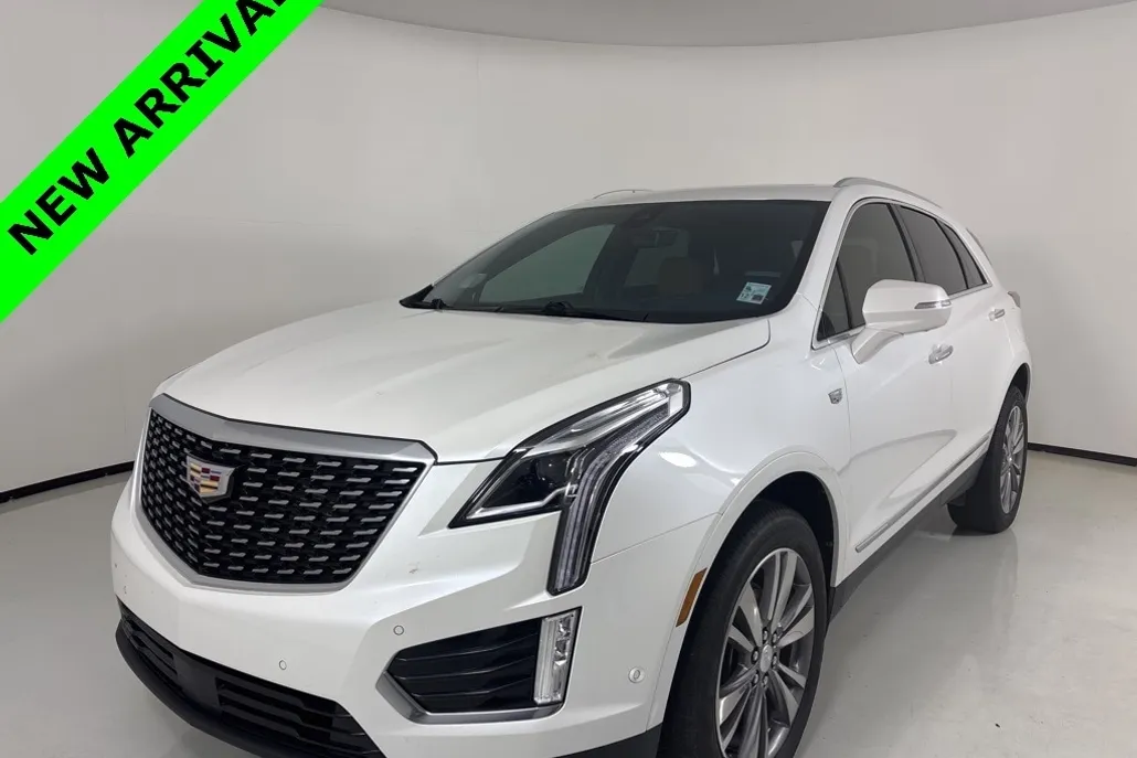 2022 Cadillac XT5 Premium Luxury photo 1