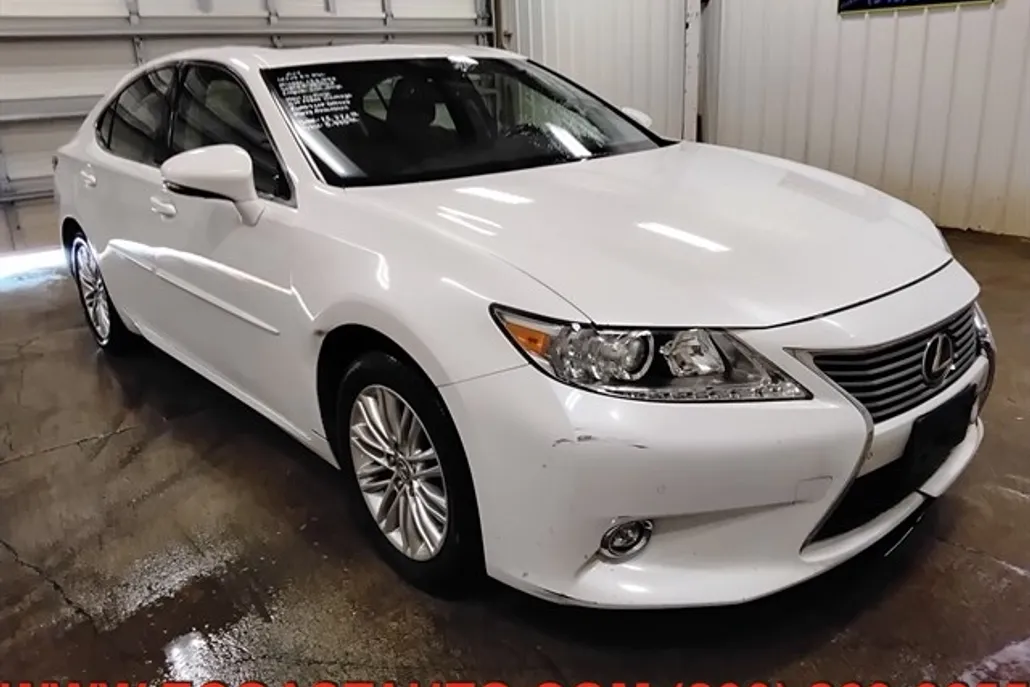 2014 Lexus ES 350 photo 1