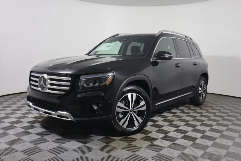 2025 Mercedes Benz GLB 250 photo 1