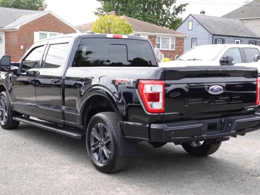 2023 Ford F-150 Lariat photo 1