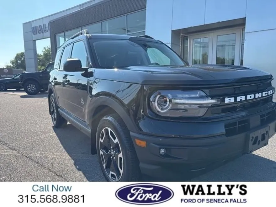 2024 Ford Bronco Sport Outer Banks photo 1