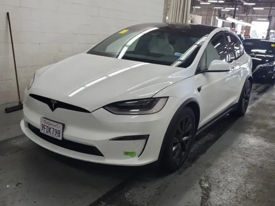 2023 Tesla Model X Plaid photo 1