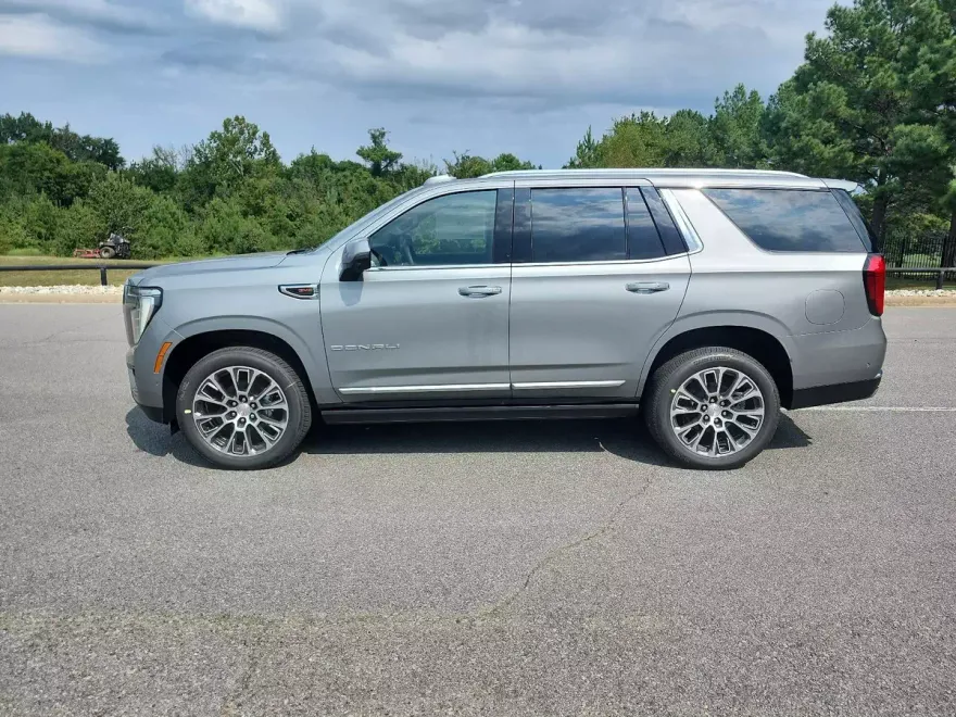 2026 Gmc Yukon Denali photo 1