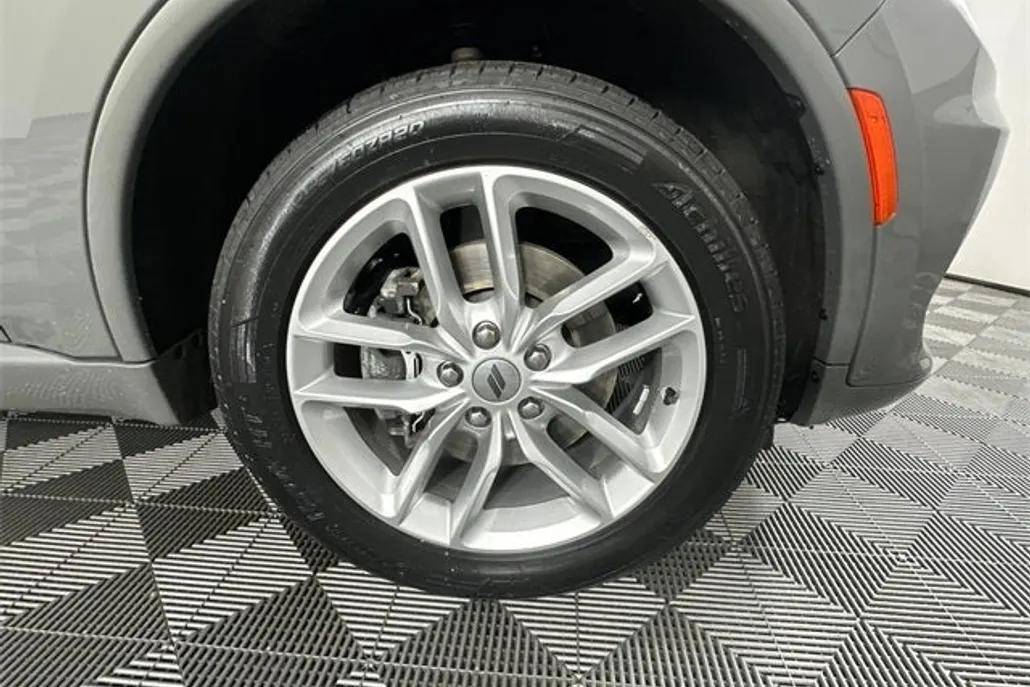 2022 Dodge Durango GT Plus photo 1