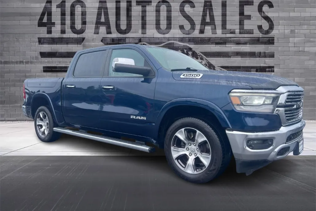 2019 Ram 1500 Laramie photo 1