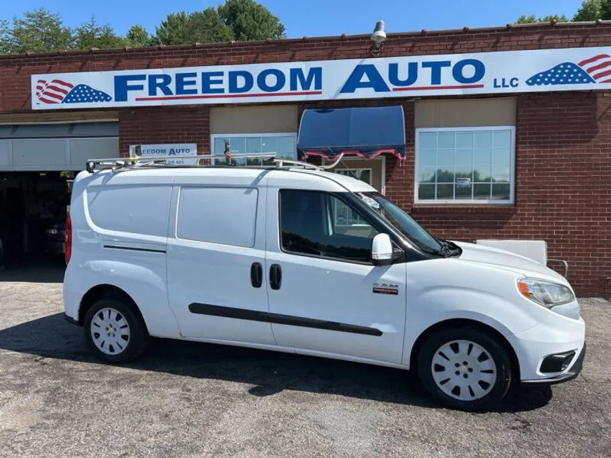 2017 Ram ProMaster City Tradesman SLT photo 1