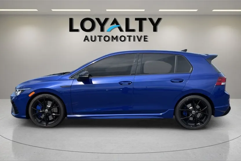 2023 Volkswagen Golf R 2.0 photo 1