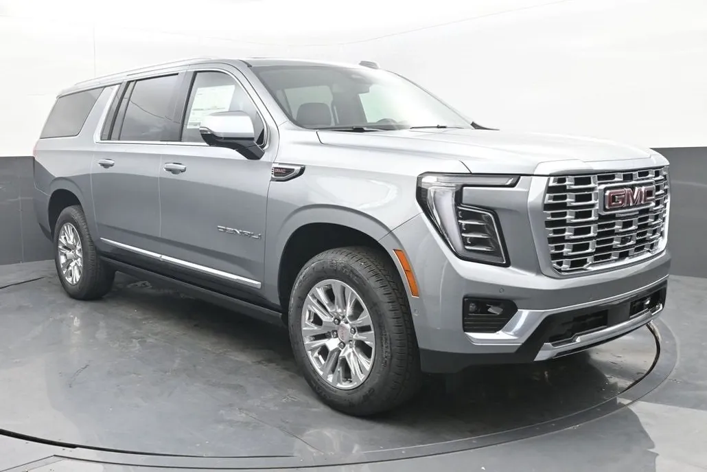 2025 Gmc Yukon XL Denali photo 1