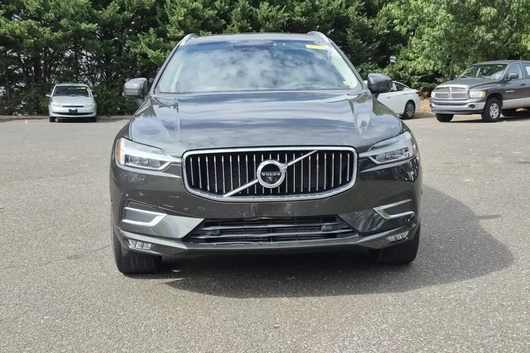 2019 Volvo XC60 T5 Inscription photo 1