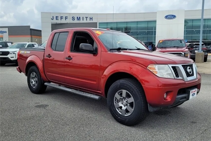 2013 Nissan Frontier Desert Runner photo 1