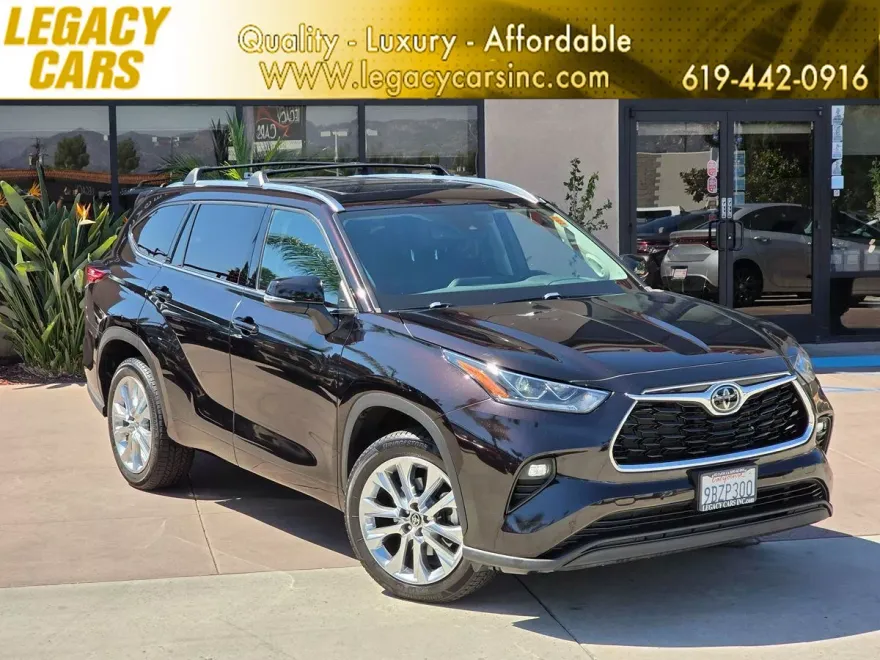 2022 Toyota Highlander Limited photo 1