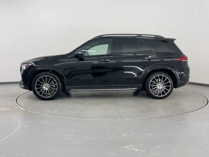 2023 Mercedes Benz GLE 450 4MATIC photo 1