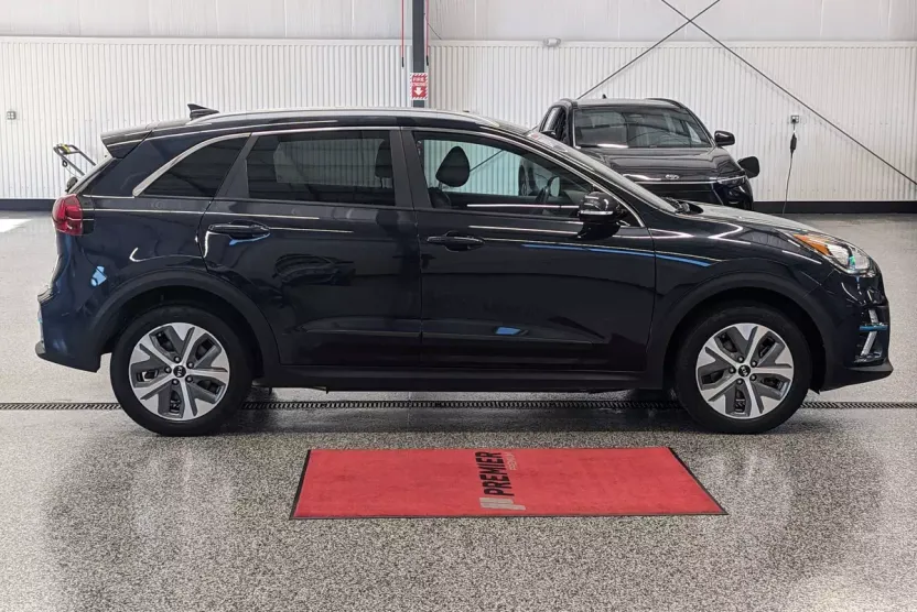 2019 Kia Niro EV EX photo 1
