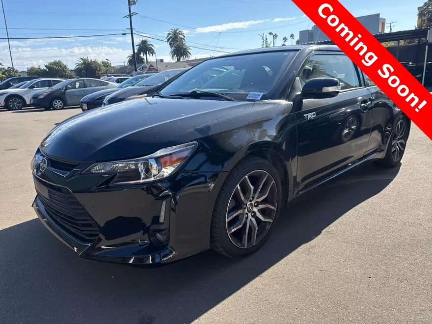 2016 Scion tC Base photo 1