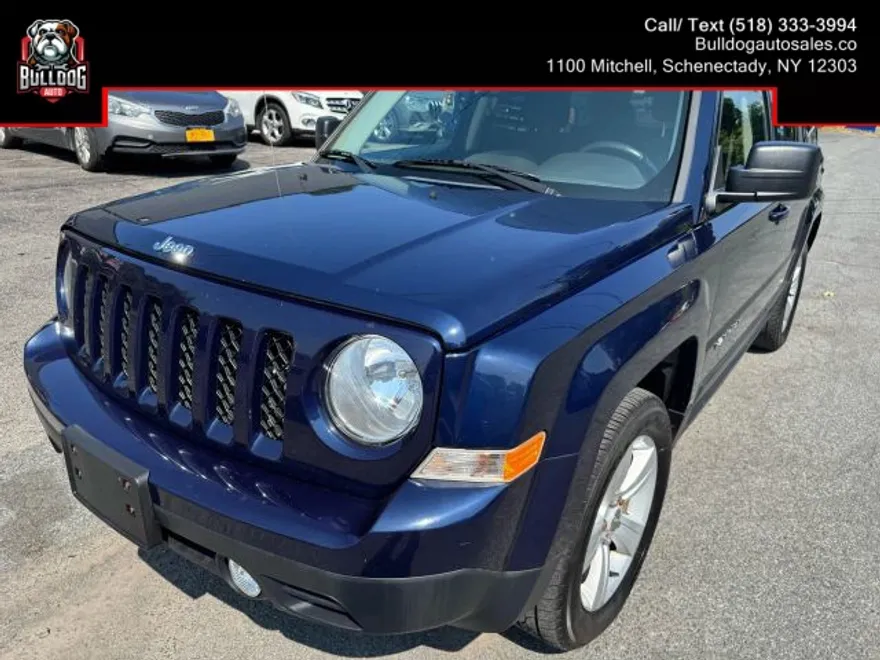 2017 Jeep Patriot Latitude Sport photo 1