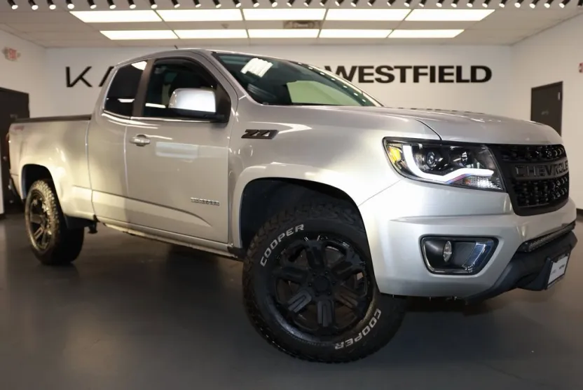 2018 Chevrolet Colorado LT photo 1