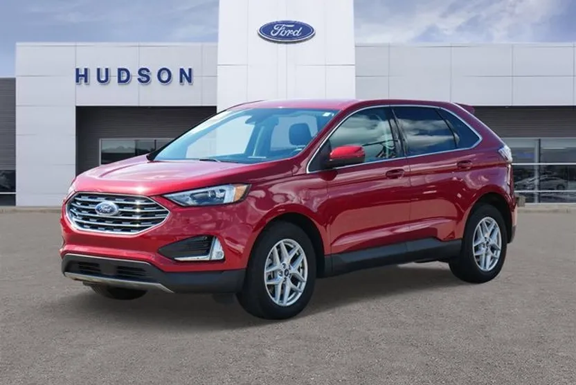2022 Ford Edge SEL photo 1