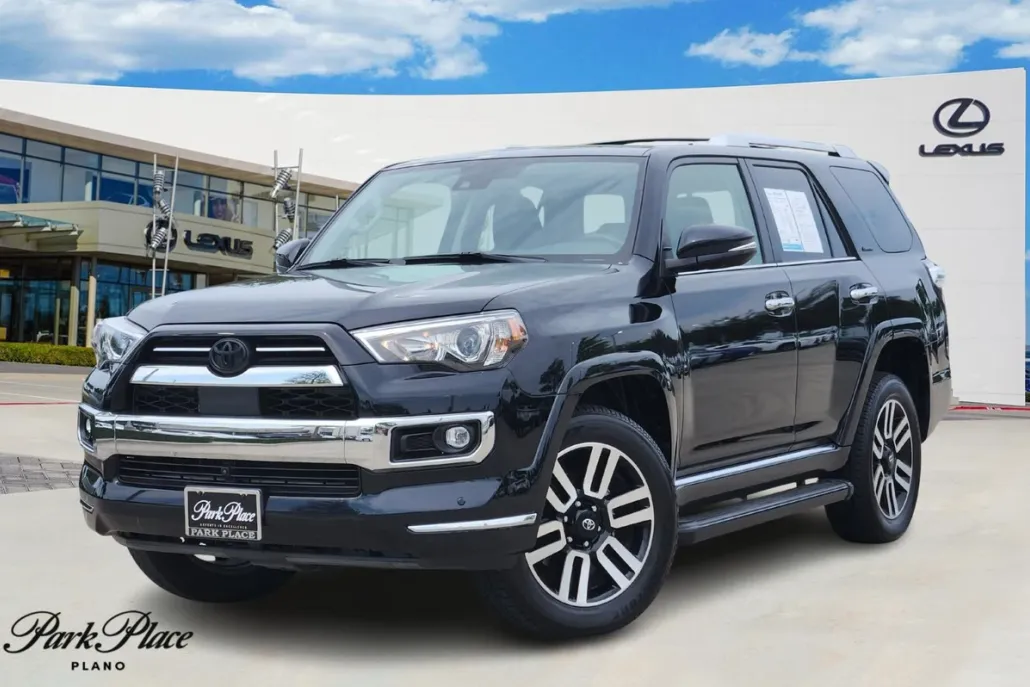 2023 Toyota 4Runner Limited photo 1