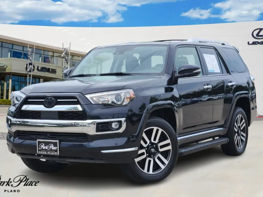 2023 Toyota 4Runner Limited photo 1