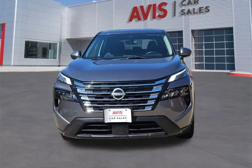 2024 Nissan Rogue SV photo 1
