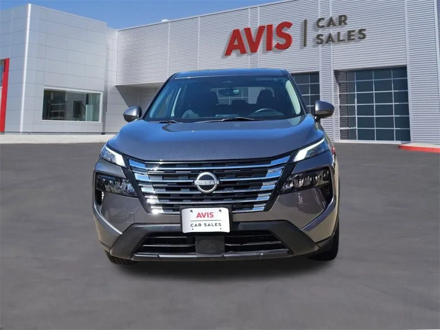 2024 Nissan Rogue SV photo 1