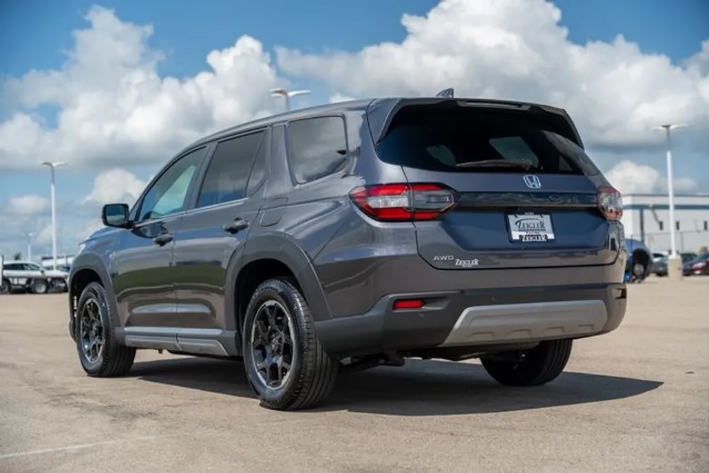 2025 Honda Pilot EX-L photo 1