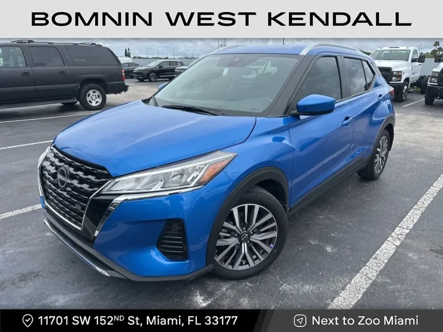 2023 Nissan Kicks SV photo 1
