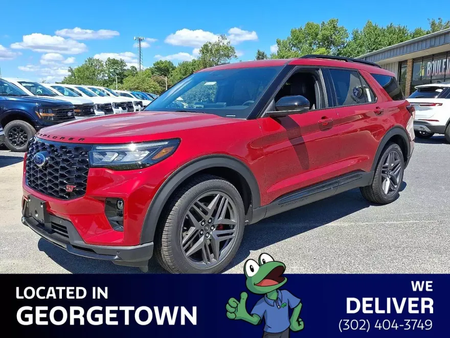 2025 Ford Explorer ST photo 1