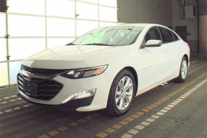 2020 Chevrolet Malibu 1LT photo 1