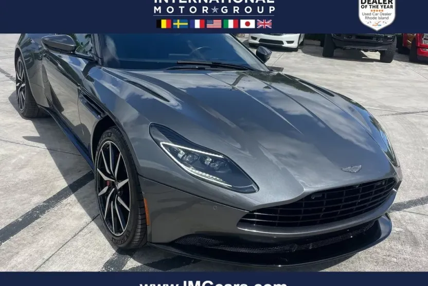 2018 Aston Martin DB11 photo 1