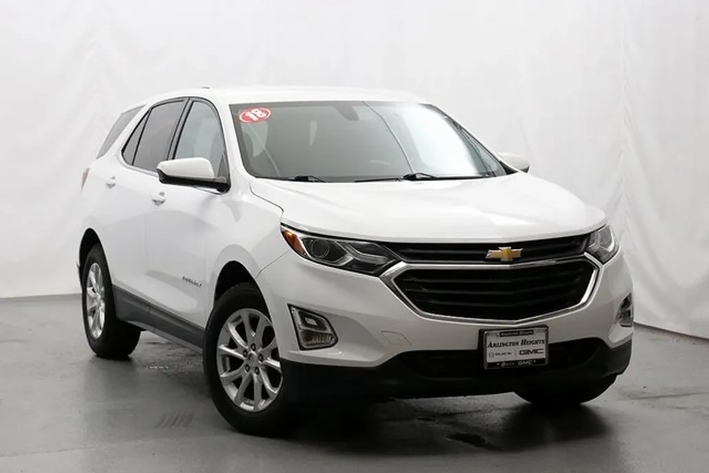 2018 Chevrolet Equinox LT photo 1